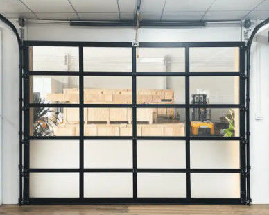 Aluminium sectionaaldeur met poedercoating Aluminium garagedeuren met volledig zicht