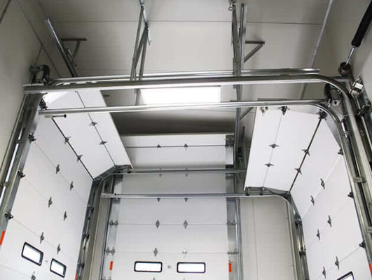 Geïsoleerde sectieautomaatgaragedeur met 50 mm-80 mm voor industriële en commerciële automatische liften