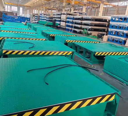 Poederbedekte ladingdock leveler veiligheidsketens 10 000-20 000 lbs mechanische installatie hydraulisch dokplatform