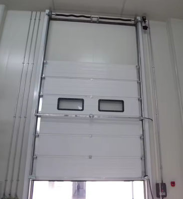 Poeder gecoate stalen geïsoleerde sectiedeur met vinyl weatherstripping en aluminium sectiedeur