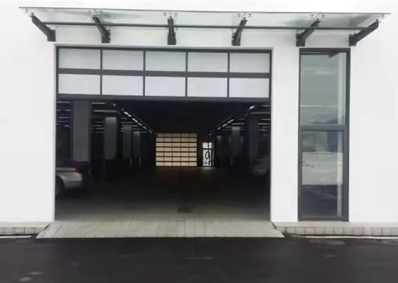 Moderne dubbele glazen aluminiumbedekte deur met uitstekende isolatie Professionele fabricage Bruine glasdeur