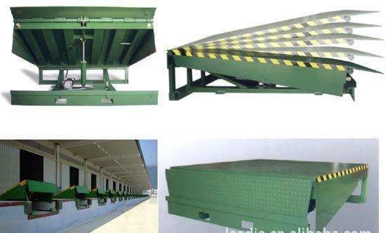 Aanpasbare ladingdock leveler met veiligheidskenmerken Mechanische besturing ter plaatse Installatie container dock vorkheftruck