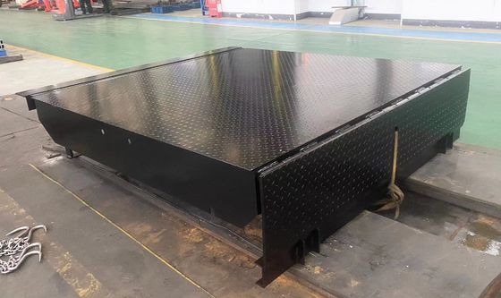 Dock Door Levelers 25000-40000LBS Veilig ontwerp Op maat gemaakt Workshop Automatische Dock Plate