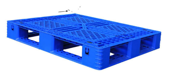 Herbruikbaar 4T statisch 1T rek 2weg inladen Stapelbaar Hygiënisch glad oppervlak Plastic pallet