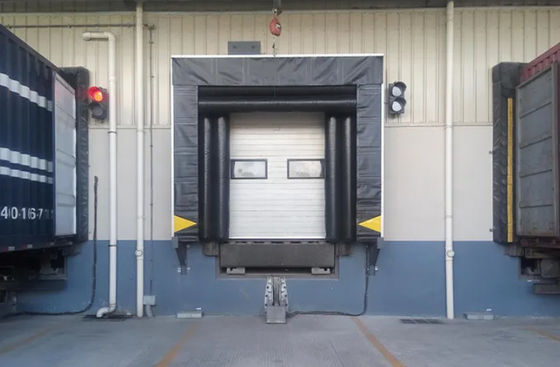 Gepersonaliseerd kleurverstelbaar laadsysteem Dock Door Shelter voor industrieel gemaakt van PVC plastic rubbermateriaal
