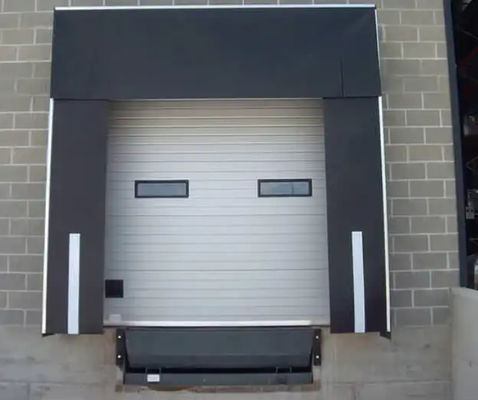 Bescherming tegen de elementen Verstelbaar laadsysteem Dock Door Shelter met PVC Plastic Rubber Function Car Docking Shelter
