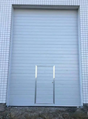 Aluminiumdrempel sectioneel bovendeur 50 mm-80 mm Dikte Geïsoleerd Op maat Geïsoleerd Flap Verticaal Lift Panel Gebruikt