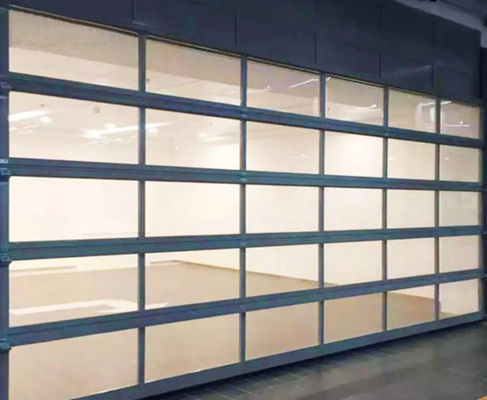 Moderne ontwerp stijl Waterdichtheid Klasse 3 Transparante glazen doorsnede Garagedeur met geluidsisolatie