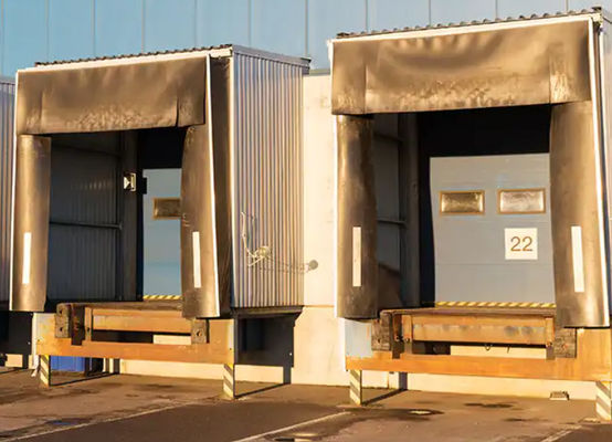 Rectangular Industrial Verstelbare opblaasbare geïsoleerde luchtdichte verzegelde haven Shelter Op maat