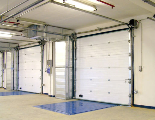 Poedergecoate sectioneel bovendeur 50 mm-80 mm Dikte Geïsoleerd sectioneel garagedeur Commercieel
