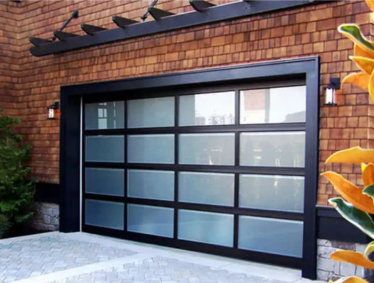 Hoge Veiligheid Waterdichtheid Klasse 3 Transparante Sektionale Garagedeur met Glazen Materiaal Prestatie