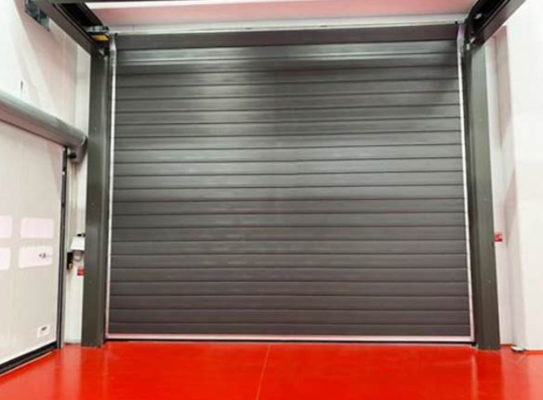 Intelligente buitenste spiraal snelle deur industriële spiraal harde aluminium hoge snelheid spiraal deur veiligheid en efficiëntie voor zware industriële toepassingen