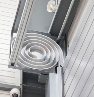 0.75KW Motor Power Aluminium Factory Wholesale Industrial High Speed Spiral Door Veiligheid en efficiëntie met foto-elektrische sensor Motor Door voor Hangar