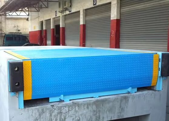 Mechanische veilige en efficiënte werkplaats Automatische dockingplaat Dock deur levelers 25000-40000LBS Veilige ontwerp platform Grootte aanpasbaar