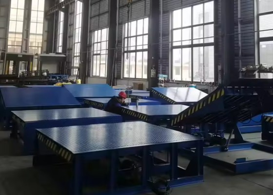 Fabriek 6-20Ton Dock Door Levelers Workshop Verstelbare Hydraulische Dock Ramp Truck Container laden Lift Platform