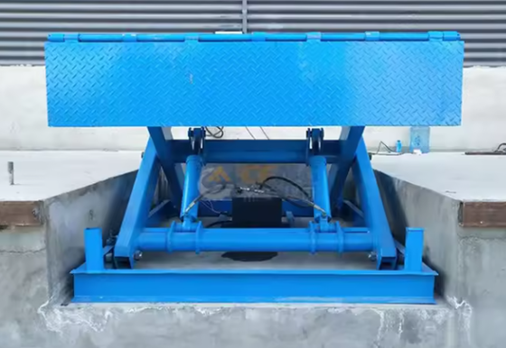 Handbediende Afstandsbedieningen Dock Deur Levelers Werkplaats Automatische Dock Plaat Dock Deur Levelers 25000-40000LBS Veilig Ontwerp Capaciteit 10