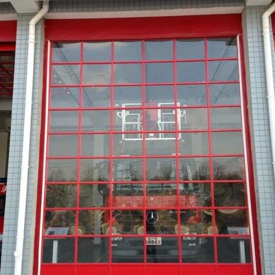 Glas transparant Aluminium Sectionaaldeur Aangepaste Hoogte Windweerstand Klasse 3 Voor Brandweerkazerne