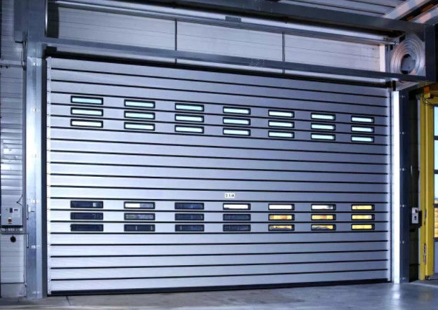 Kracht gecoate rolluik hoge snelheid spiraal deur 220mm aluminium snel sluiten snel geïsoleerd