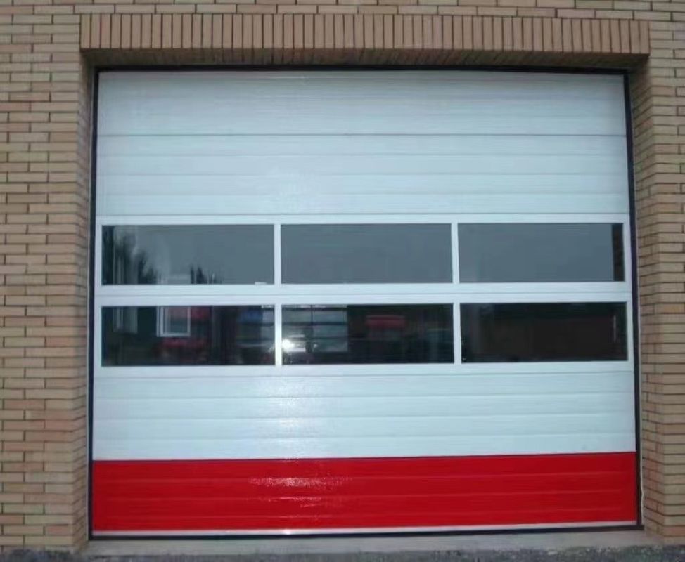 Gevorderde beveiliging snelle roldeur met thermische isolatie en weerbestendig ontwerp moderne ritsdeur