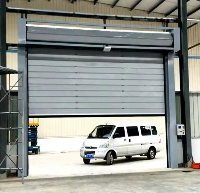 Snelheid Spiraaldeur met 0.8m/s Opening 0.75KW Motor Power Foto-elektrische sensor Veiligheidsysteem