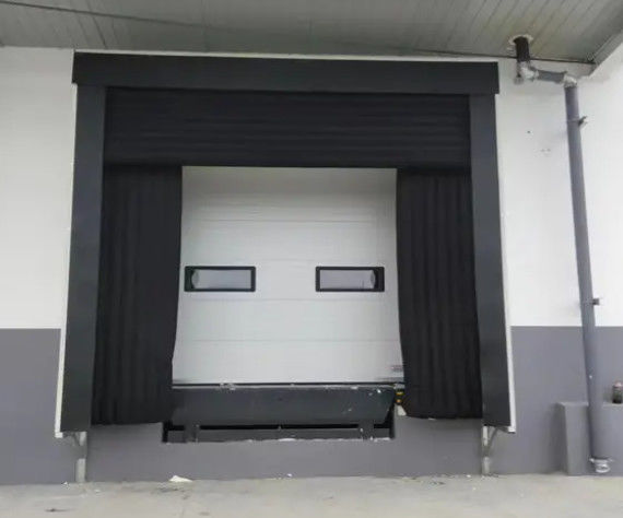 Gepersonaliseerde kleurbelasting Dock Shelters die bescherming bieden tegen de elementen Warehouse opblaasbaar PVC