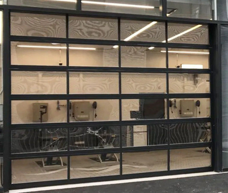 Waterdichtheid Klasse 3 Doorzichtige garagedeur Glas doorsnede handmatige of automatische openingsvorm voor villa