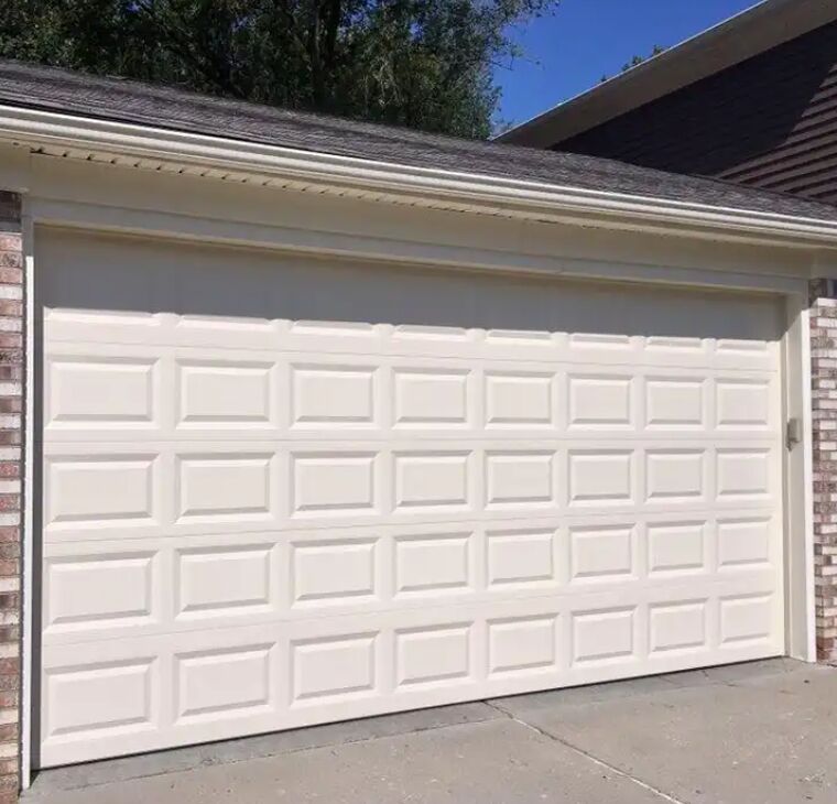 Geluidsisolatieniveau 24 DB Sectionale Sectionaaldeur Moderne Stalen Automatische Sectionaal Garagedeur Commerciële Thermische Weerstand Tot R12